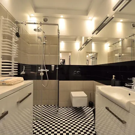 Zabkowska 5 * Warsaw
